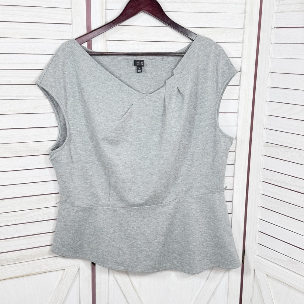 6th & LN Lane Bryant Asymmetrical Peplum Sleeveless Knit Top Grey 18 - Picture 7 of 12